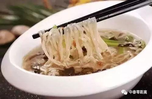 梦见在瓜碗里吃杂面,瓜碗杂面，探寻潜意识中的味蕾之旅