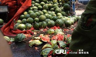 德化街吃瓜,夏日吃瓜盛宴,品味街头美食风情 第3张 德化街吃瓜,夏日吃瓜盛宴,品味街头美食风情 第3张