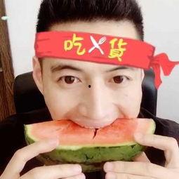 出门摆摊吃瓜视频,一探究竟的摆摊吃瓜视频  第1张