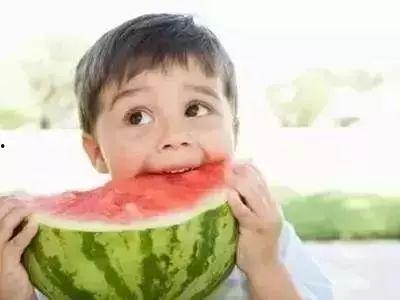 吃瓜超有料情侣,揭秘吃瓜超有料情侣的甜蜜日常 第2张 吃瓜超有料情侣,揭秘吃瓜超有料情侣的甜蜜日常 第2张