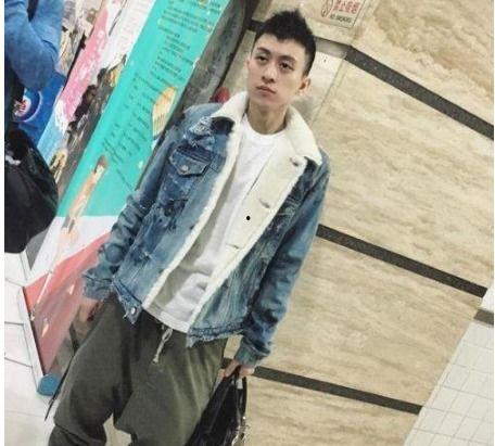 秦老板吃瓜  第1张