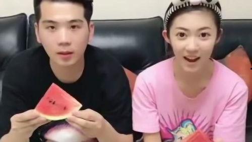 夫妇在线吃瓜,夫妻在线共赏娱乐圈风云