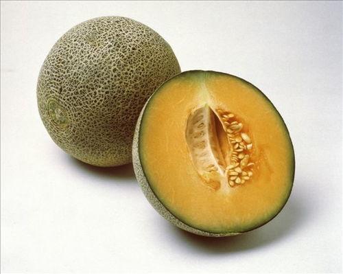 晚上吃脆甜蜜瓜